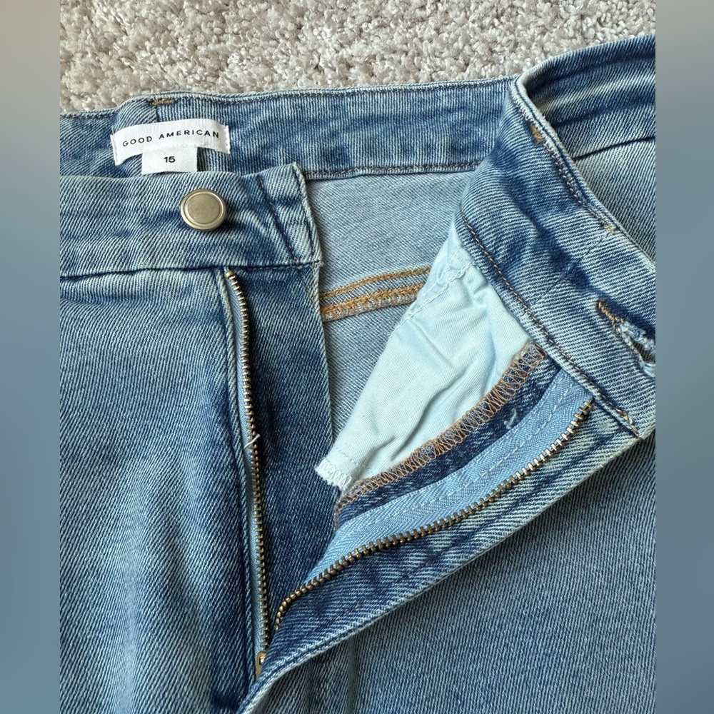 Good American Jeans - Picture 7 of 7